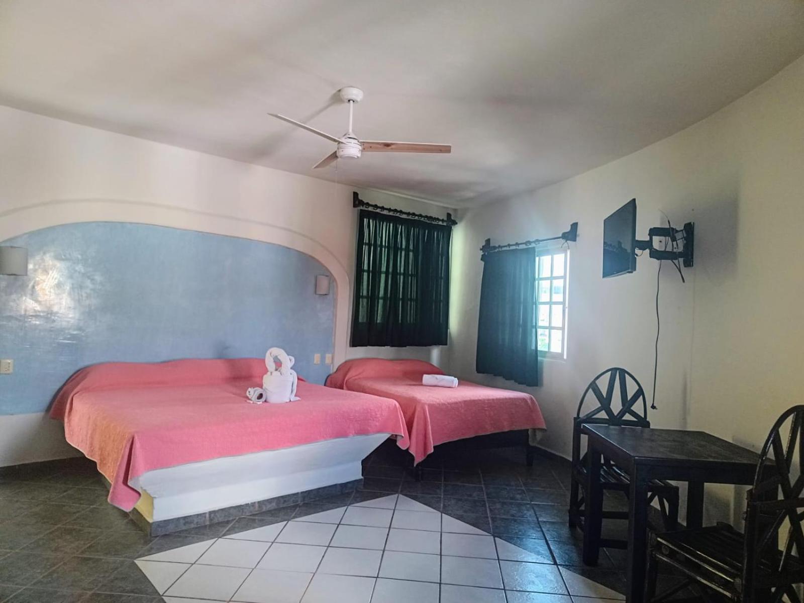 Hotel Atlantida Playa del Carmen Dış mekan fotoğraf